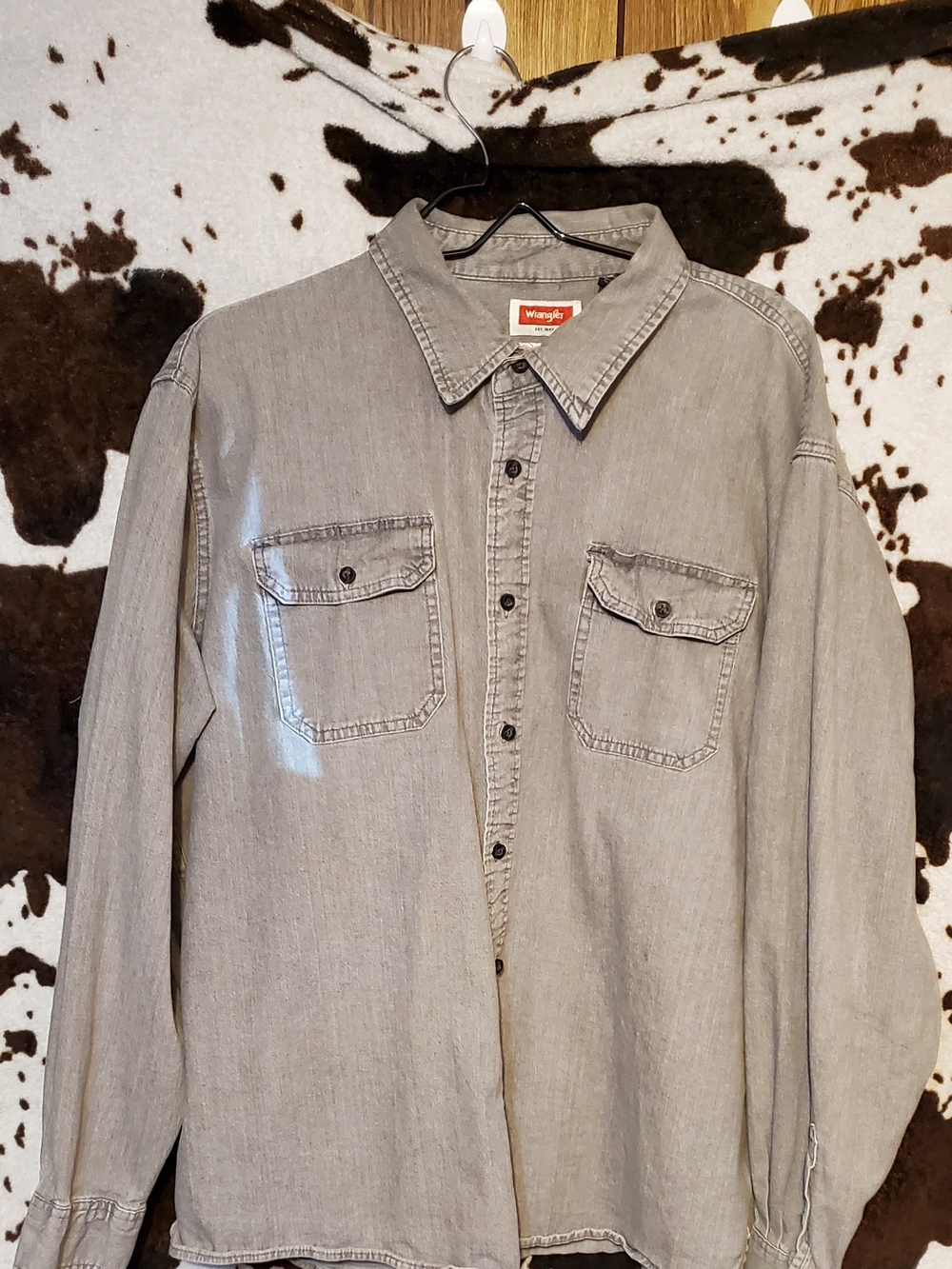 Wrangler Gray Button-Front Casual Work Shirt